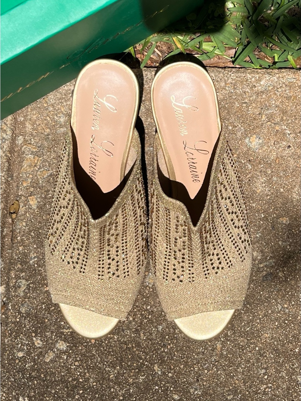 NEW Lauren Lorraine Gold Knit Open-Toe Slip-On Mules SIZE 8